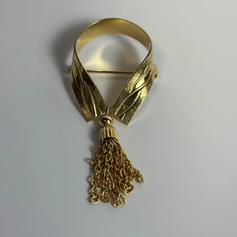Brooch Lot Vintage‎ Hobe Trifari Silver Gold Tone Leaves Unique Collar Design